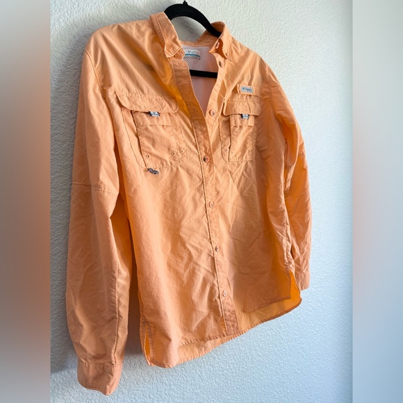Columbia women’s medium Orange button down shirt - Picture 2 of 7